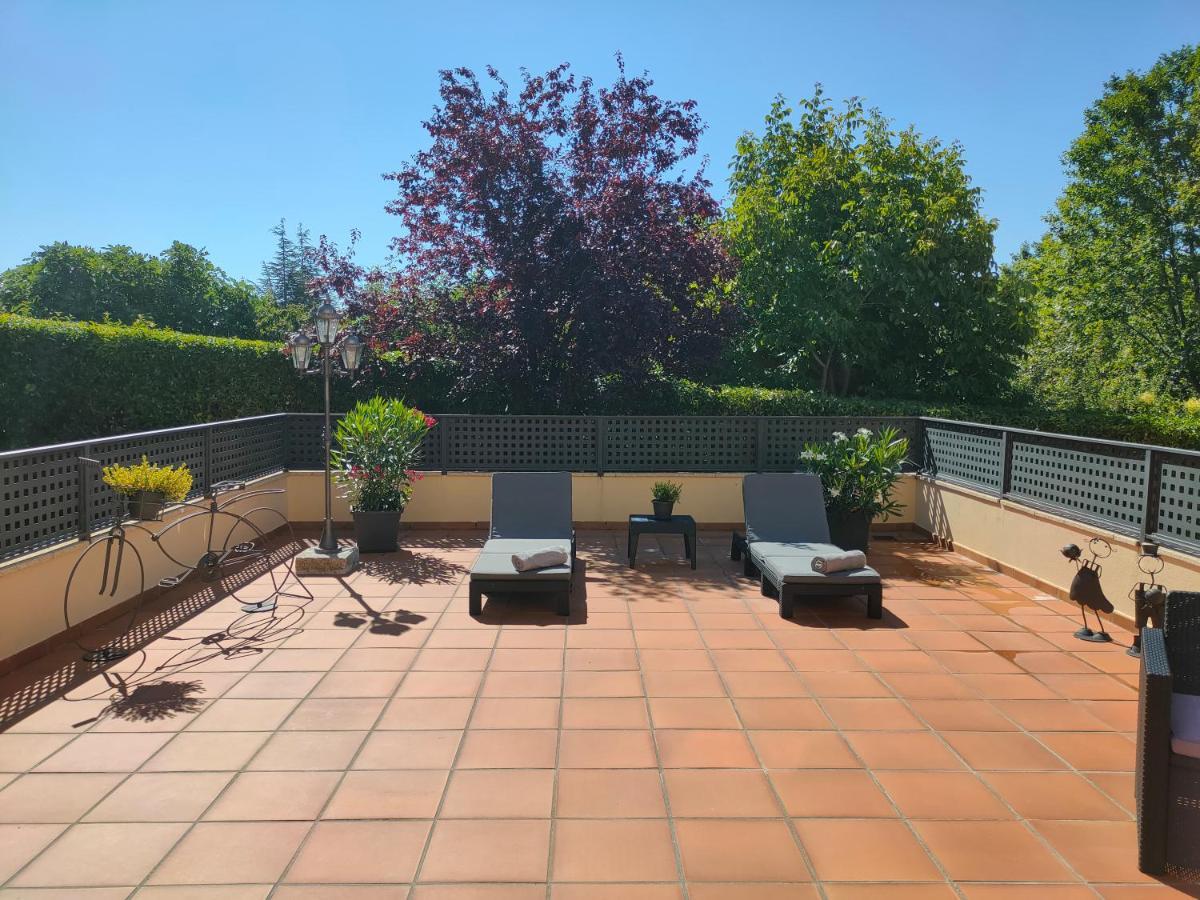 Loft Abantos - 120M2 Mas Terraza Y Jardin Independiente سان لورنزو دي ش الإسكوريال المظهر الخارجي الصورة